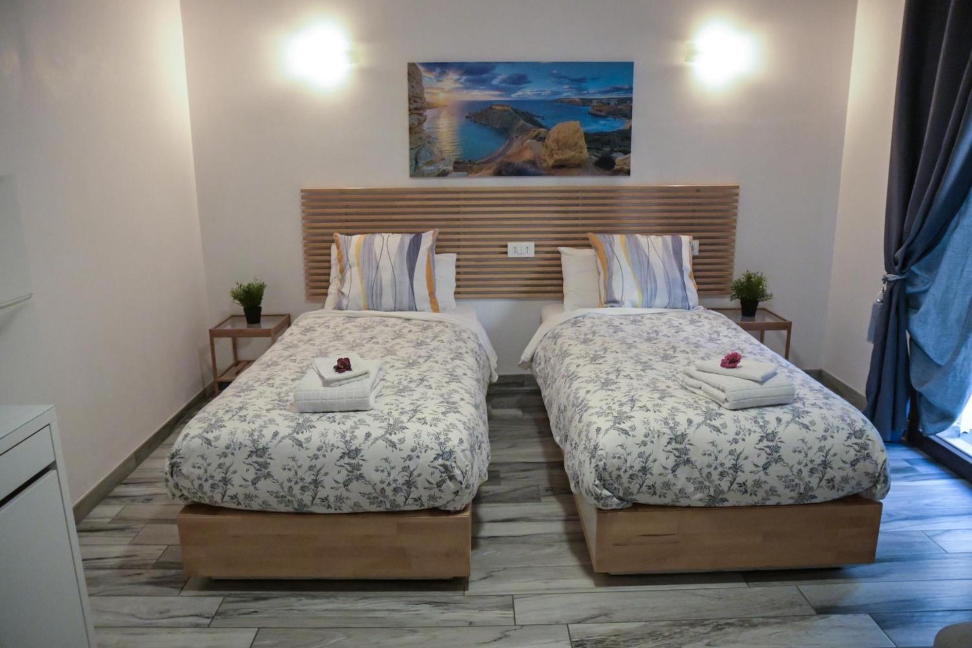 Giorgia House Hotel Pietà Buitenkant foto